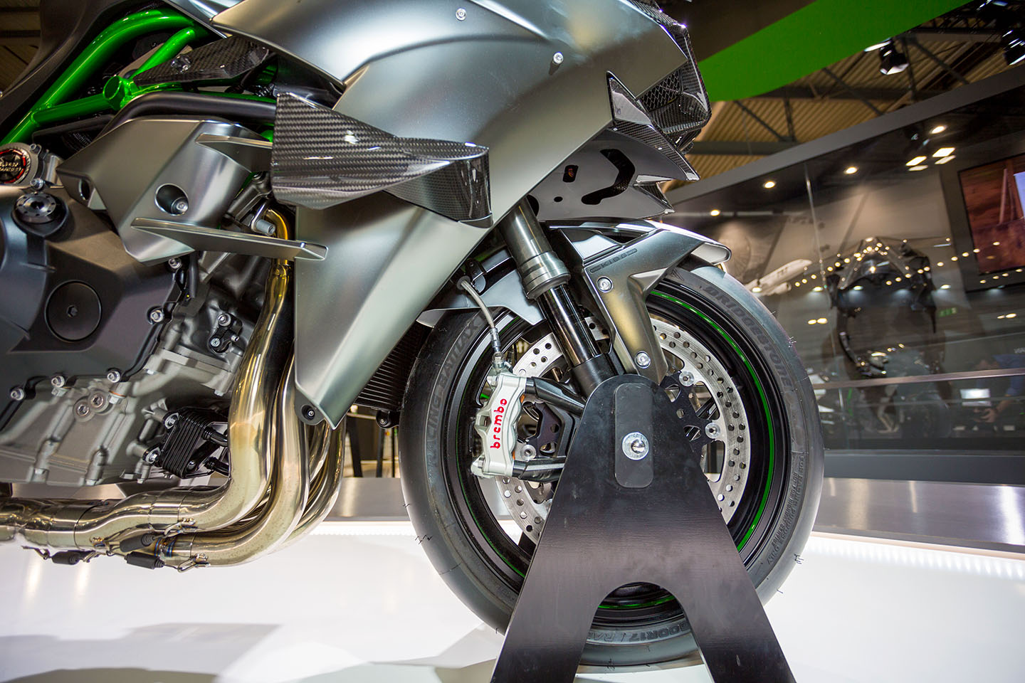 The most powerful Kawasaki bikes opt for Brembo brakaes. The