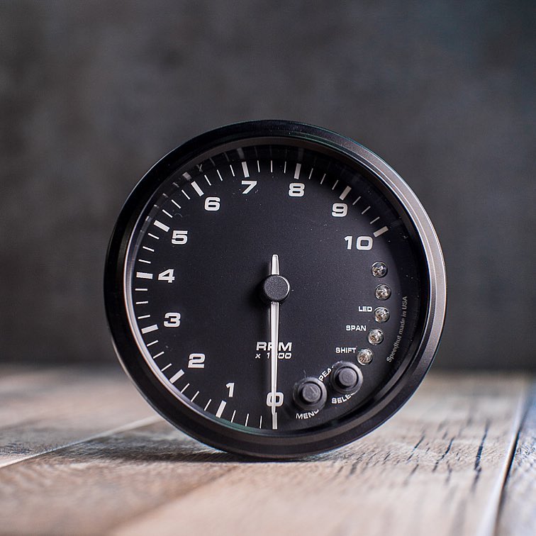 Speedhut Custom Gauges - Our revolutionary ShiftLight Tachometer set ...