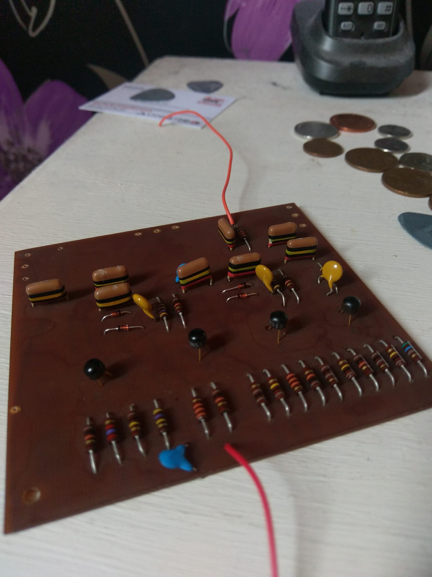Building a Triangle Muff clone pedal with 2N5133 transistors