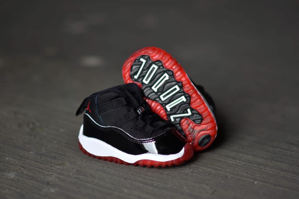 新品未使用】NIKE AIR JORDAN 11 BRED TD 16cm 【公式通販】