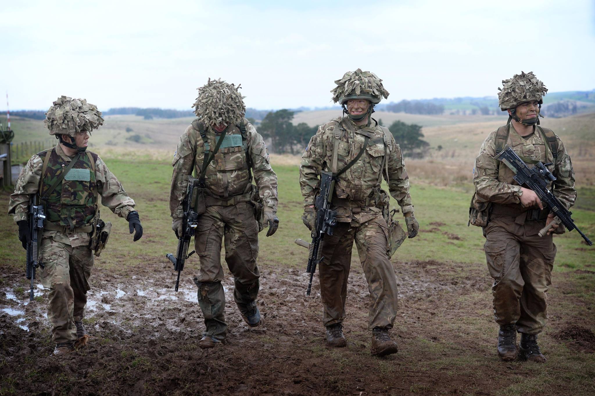 British Army - Troopers from The Royal Scots Dragoon Guards returning ...