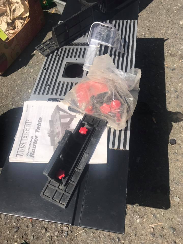 Like new router table - Courtenay Community Thrift Store | Facebook