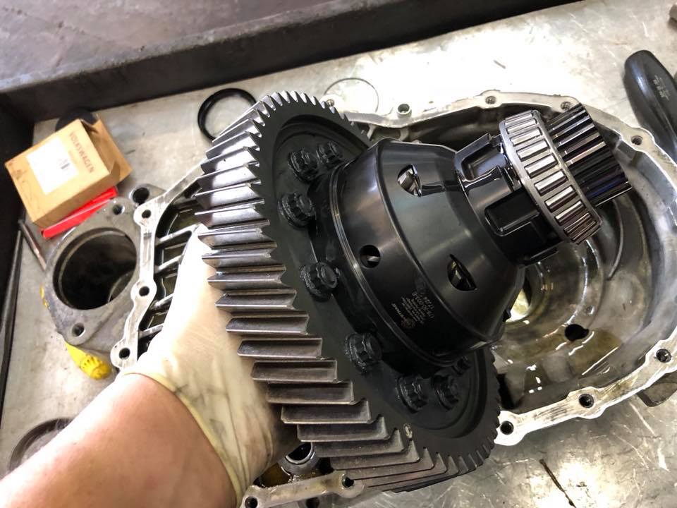 SCI Performance - VW R32 wavetrac diff install and shift...