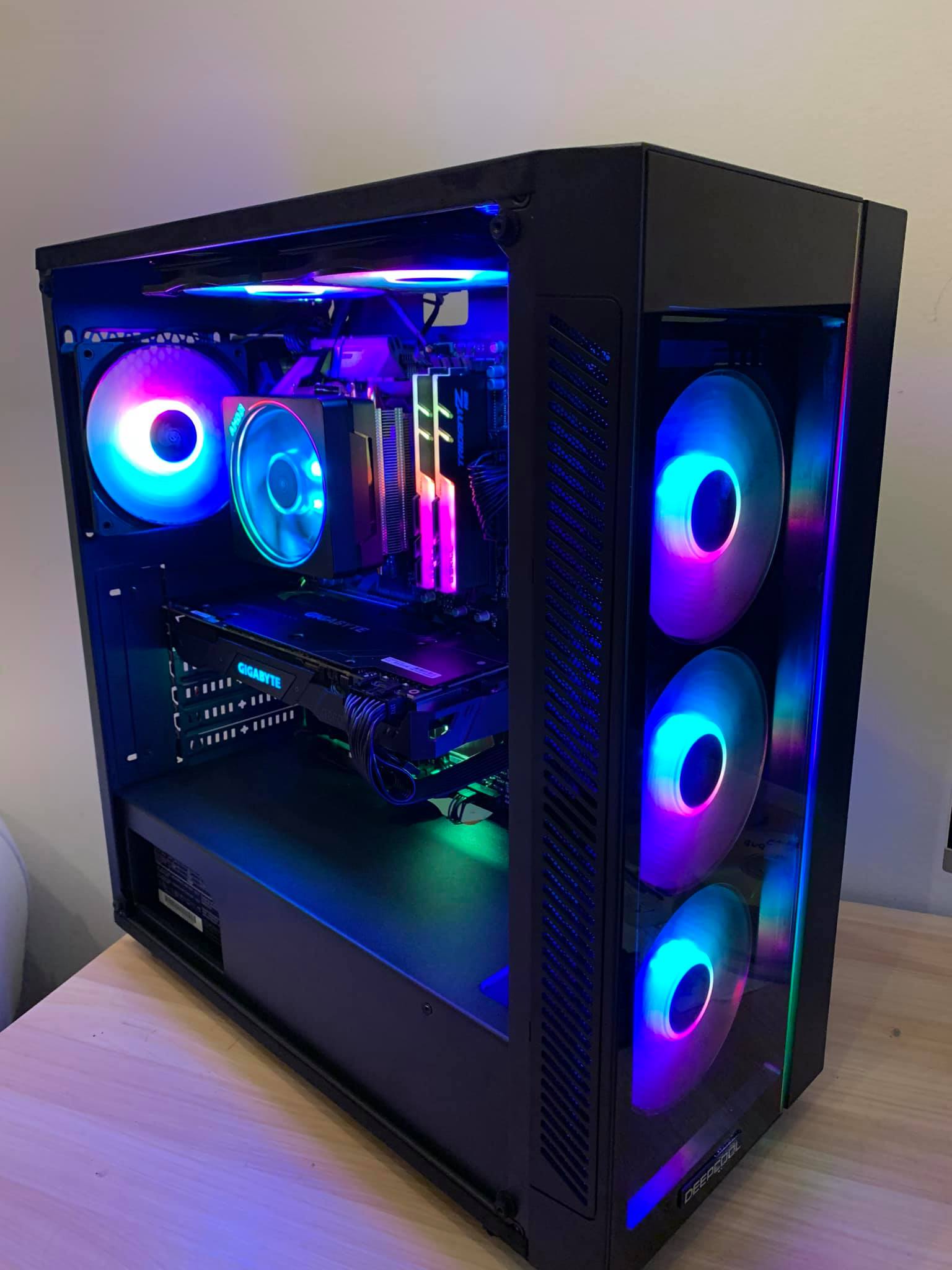 Phanteks P400 Air Flow Black Spec build: CPU: AMD Ryzen 7 3700X 