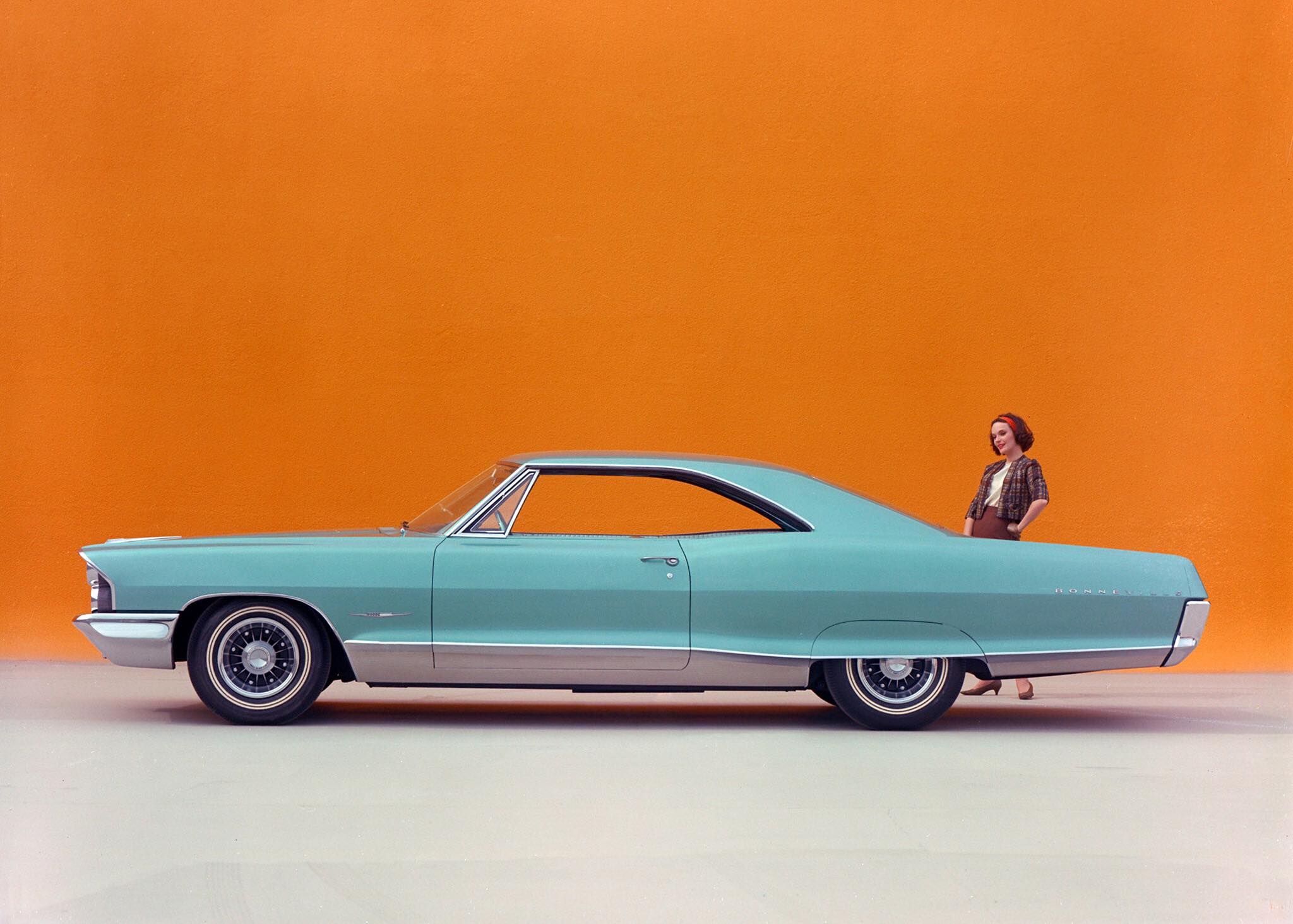 Interior - 1966 Pontiac Bonneville 2-door hardtop