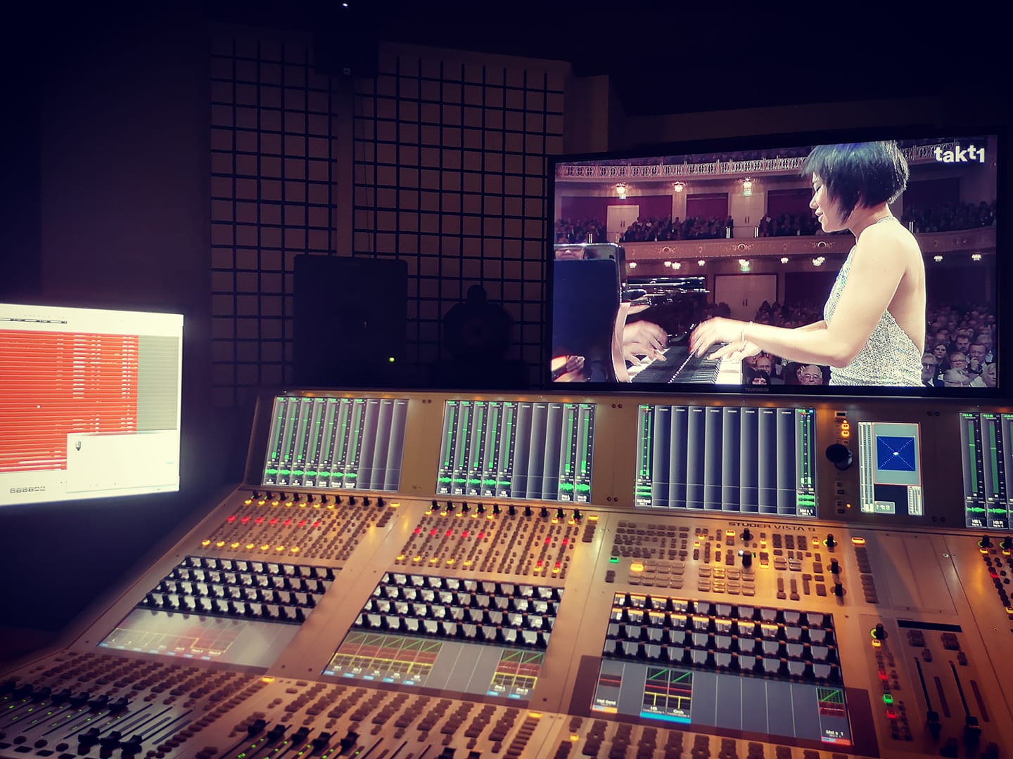 tonzauber - Live recording with Yuja Wang and the Wiener... | Facebook