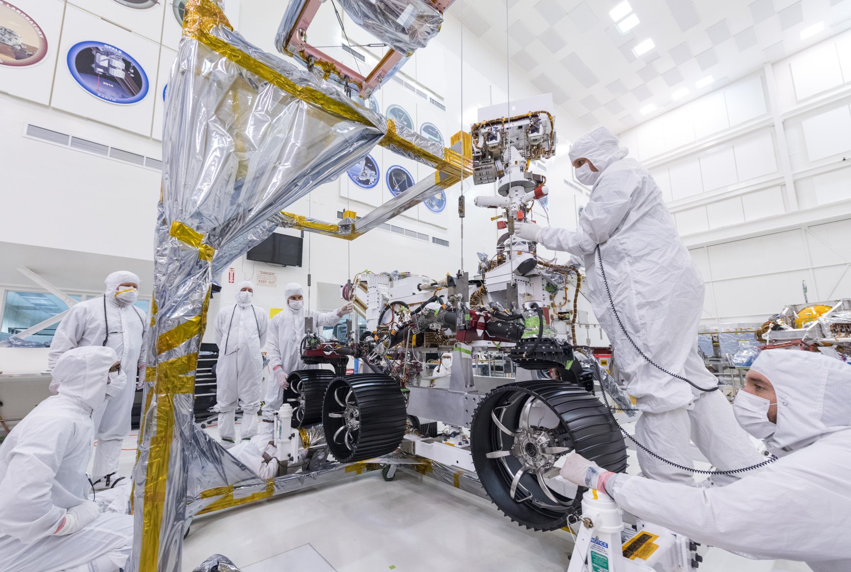 Rocker Bogie Mars Rover Here We Go!!!!!! Introducing Kevin Jr. Our