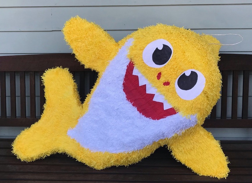 Pinata Center - How adorable is this huge yellow baby...