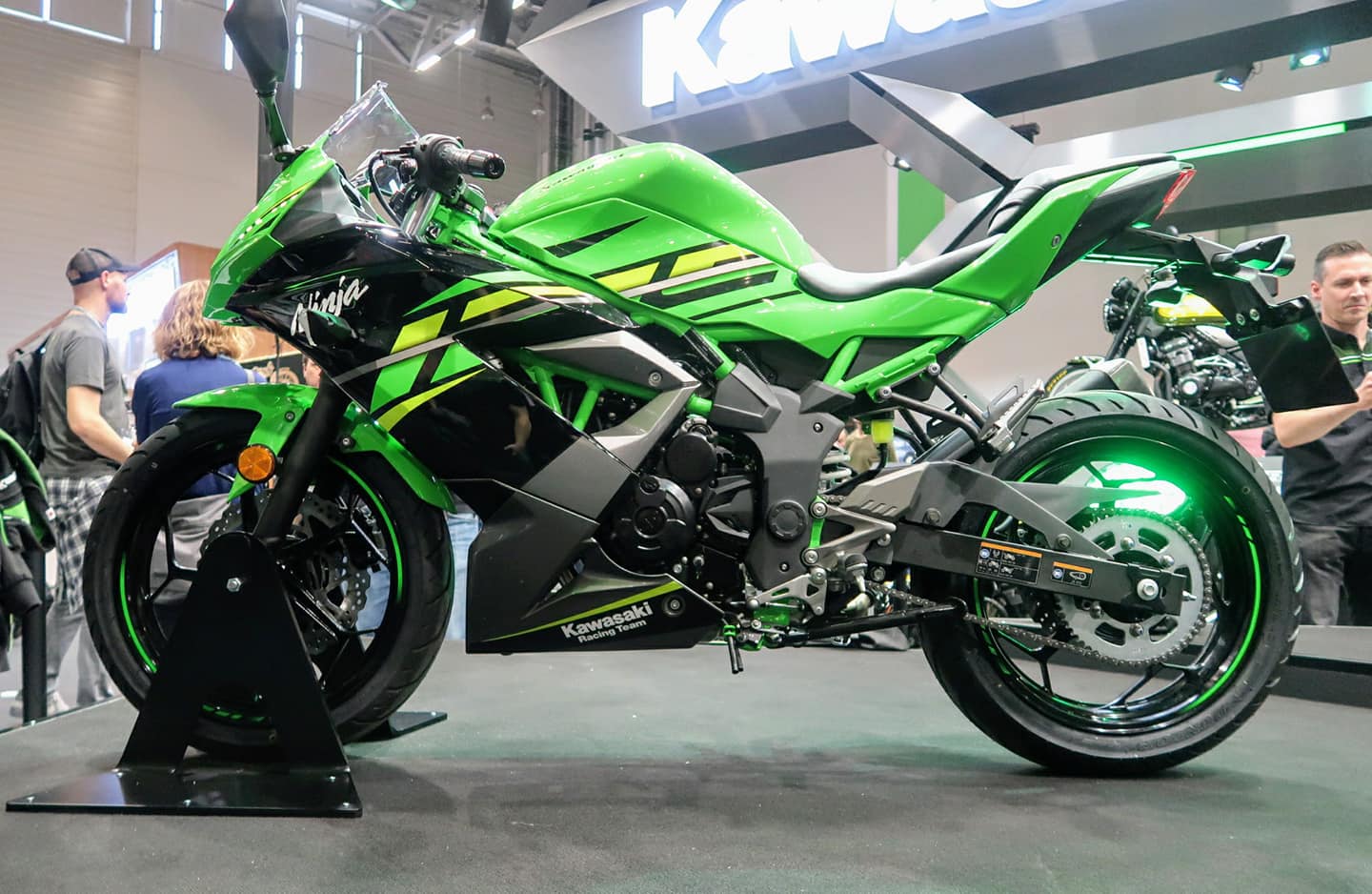 確認用(welcome to the show) What do you think to Kawasaki's new Z125? It has just been