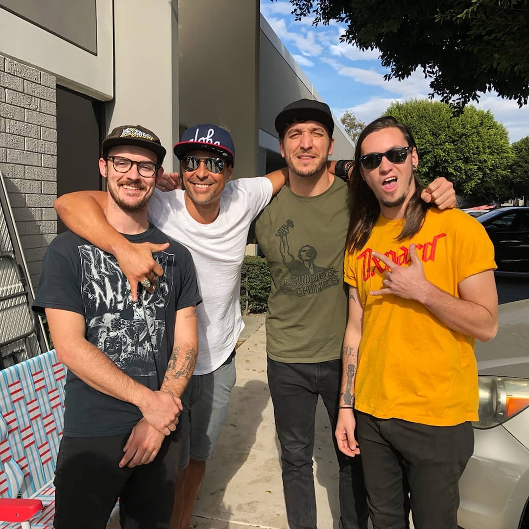 Tropidelic Ran Into Kaleo Wassman At Feelin Good With Facebook Show summarythe show opens with kaleo talking about the new pepper record, yoga teaching, his musical history, growing up in hawaii, and. facebook
