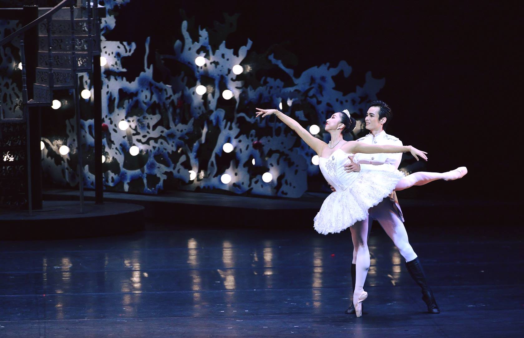 Hong Kong Ballet - Dancers (from left): Gao Ge, Li Lin | Facebook