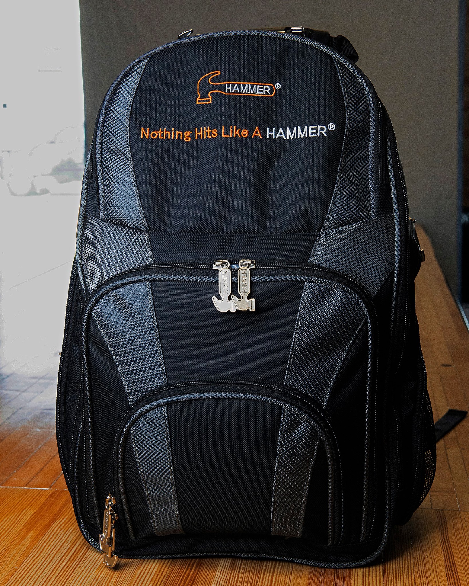 ボウリング用バッグ Brunswick Groove Single Ball Backpack ボウリング用バッグ Brunswick Groove Single Ball Backpack Groove