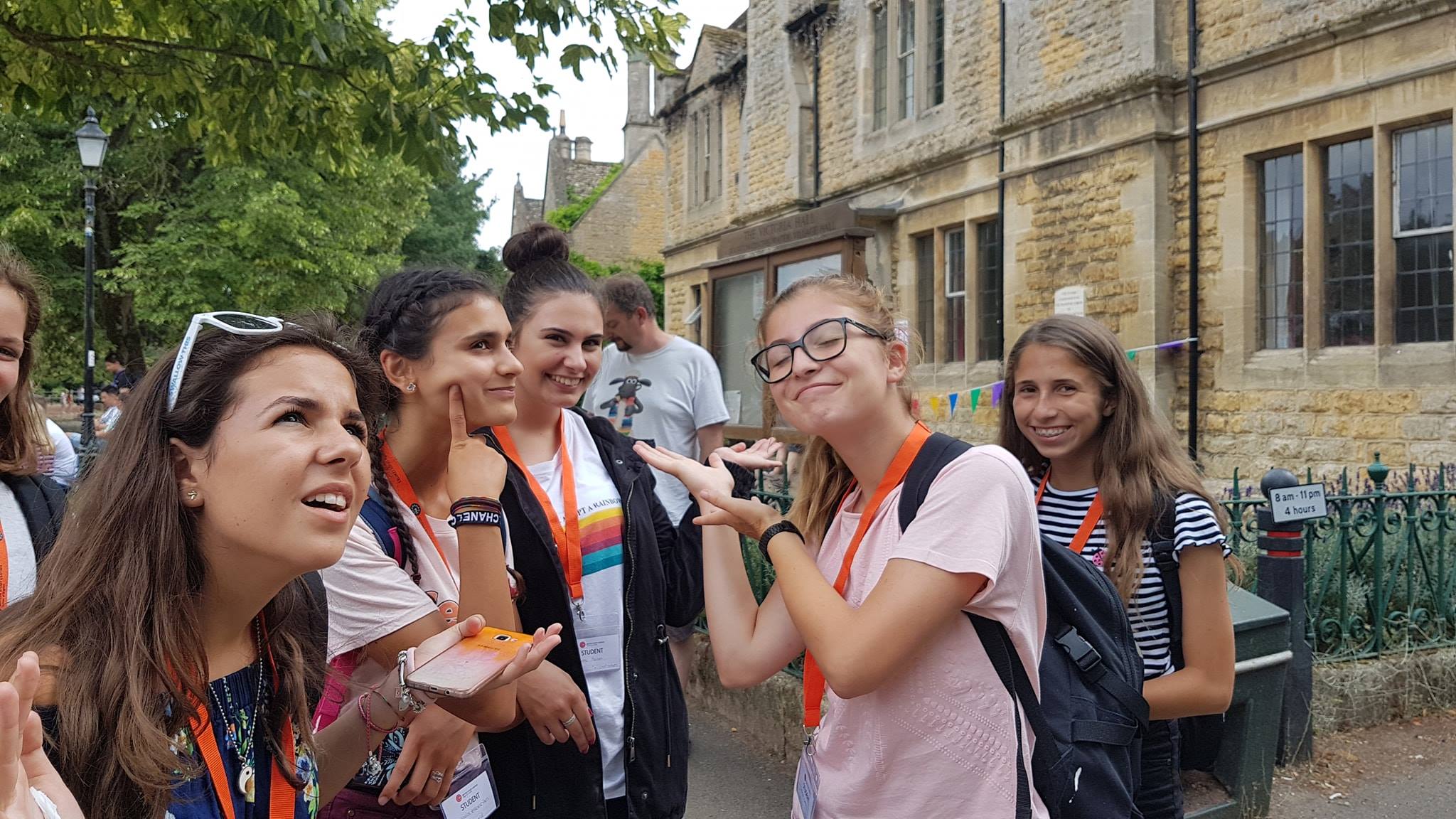 The English... - The English School - Centro Linguistico