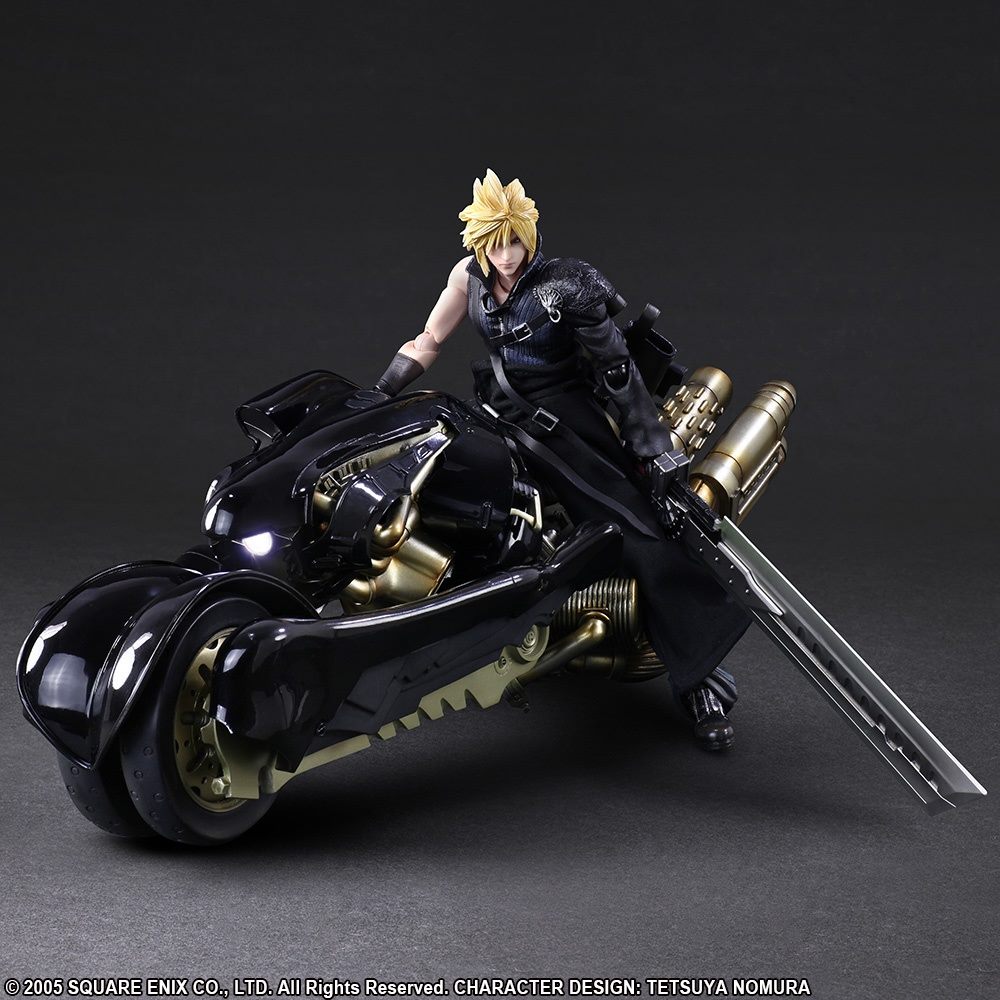 CLOUD&FENRIRフィギュア＆ CLOUDY WOLF キーホルダー 🐺 Accessorize as Cloud Strife would with the special edition