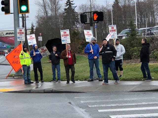 IAM District 751 members at UTC/Collins... - IAM District 751 | Facebook