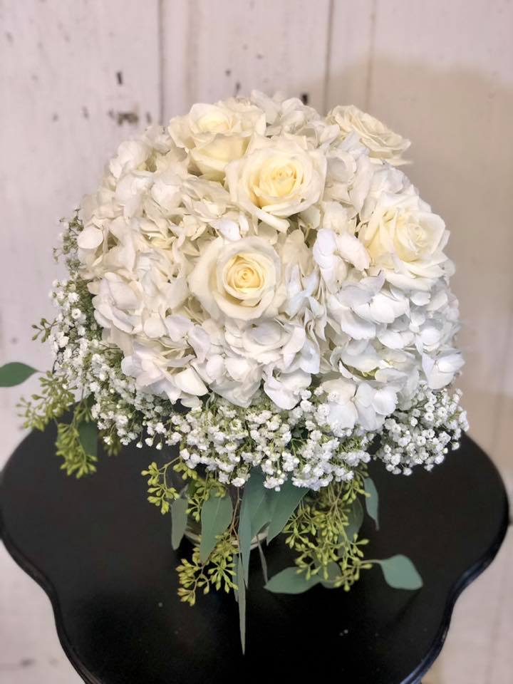 The Flower Stop - Beautiful bridal bouquet for a winter...