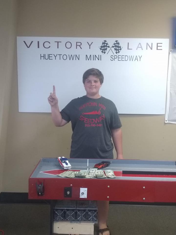 DragCoverage - 14-Year Old KC Pesnell can even win with slot cars! The ...
