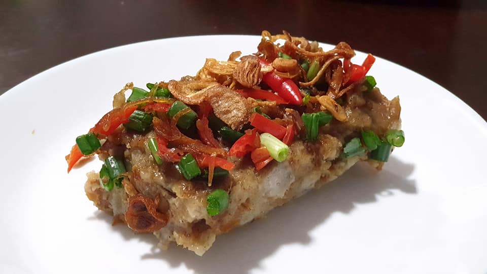 Yum Hua Pli (Lotus Stem Salad)