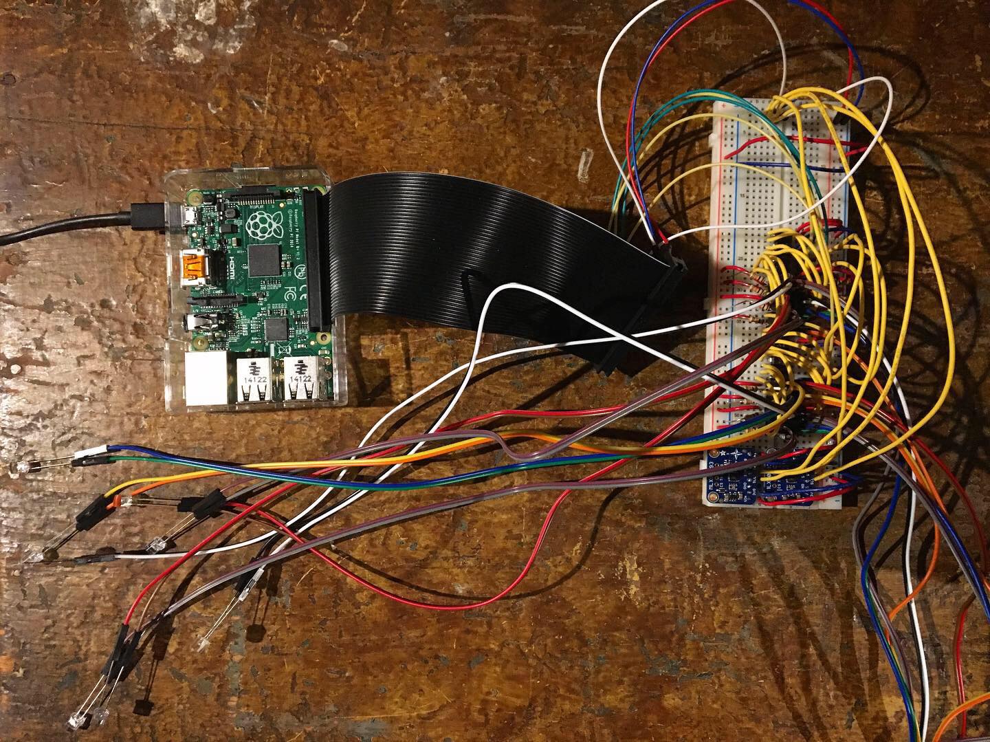 Someone turned a broken Magic 8 Ball into a physics-based