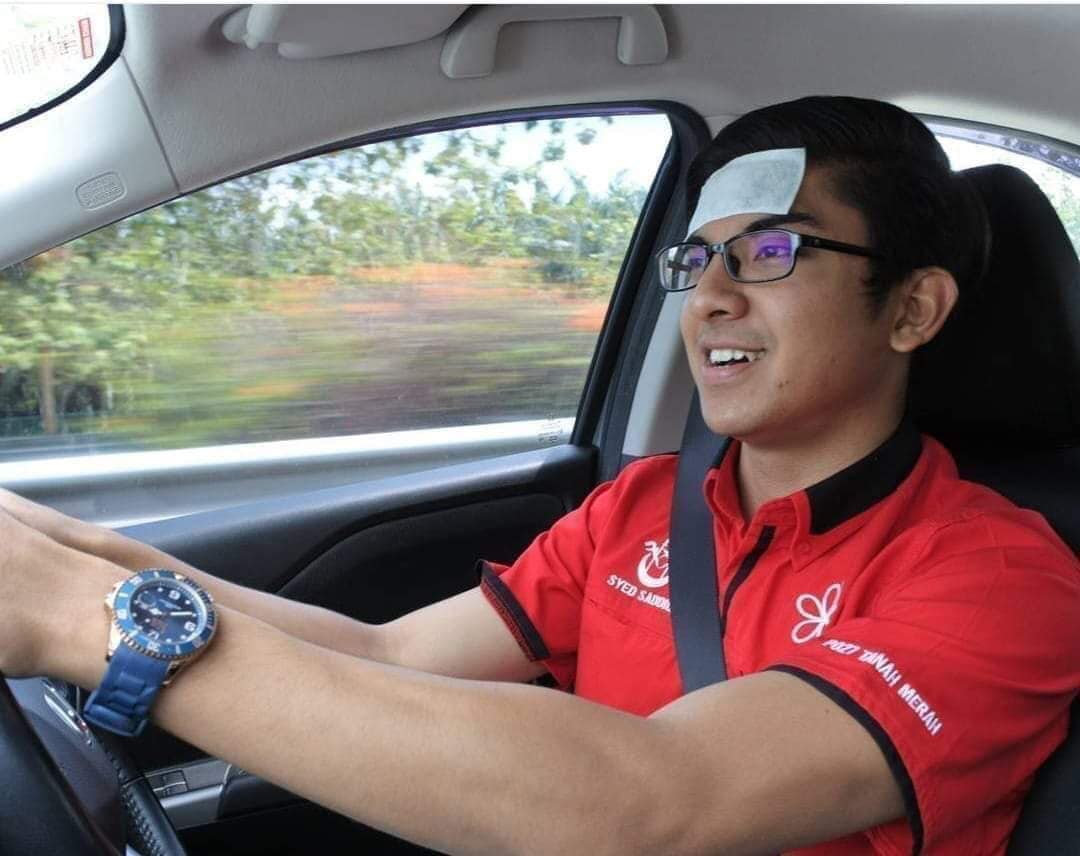Isu Politik Semasa Ph Kalah Teruk Dalam Prk Tanjung Piai Salah Satu Puncanya Adalah Salah Syed Sadiq Ada Ke Patut Semua Orang Di Arwahkannya Tengok Tu Bentuk Macam Pad Wanita Ditempek Dekat