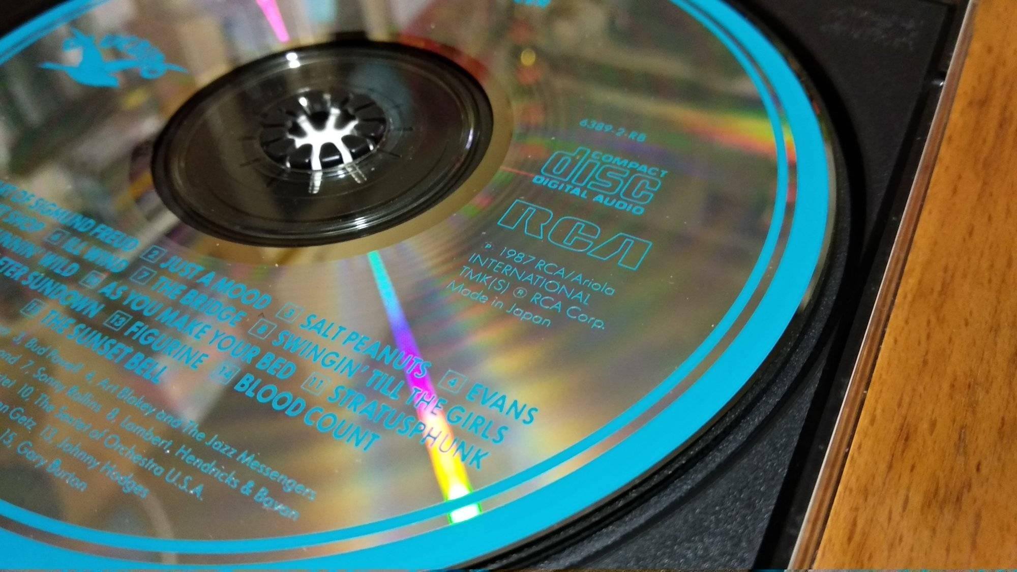 BLUEBIRD (Jazz label) the sampler 1987 Disc made in Japan. Printed 