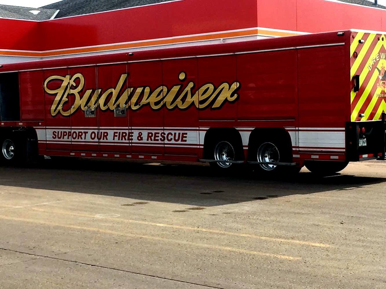 Pretty Sweet Budweiser delivery truck from Peoria,IL Photo by