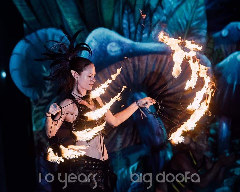 Circus Alabanza - MEET THE CLAN! • @thehoopgirl (Kara... | Facebook