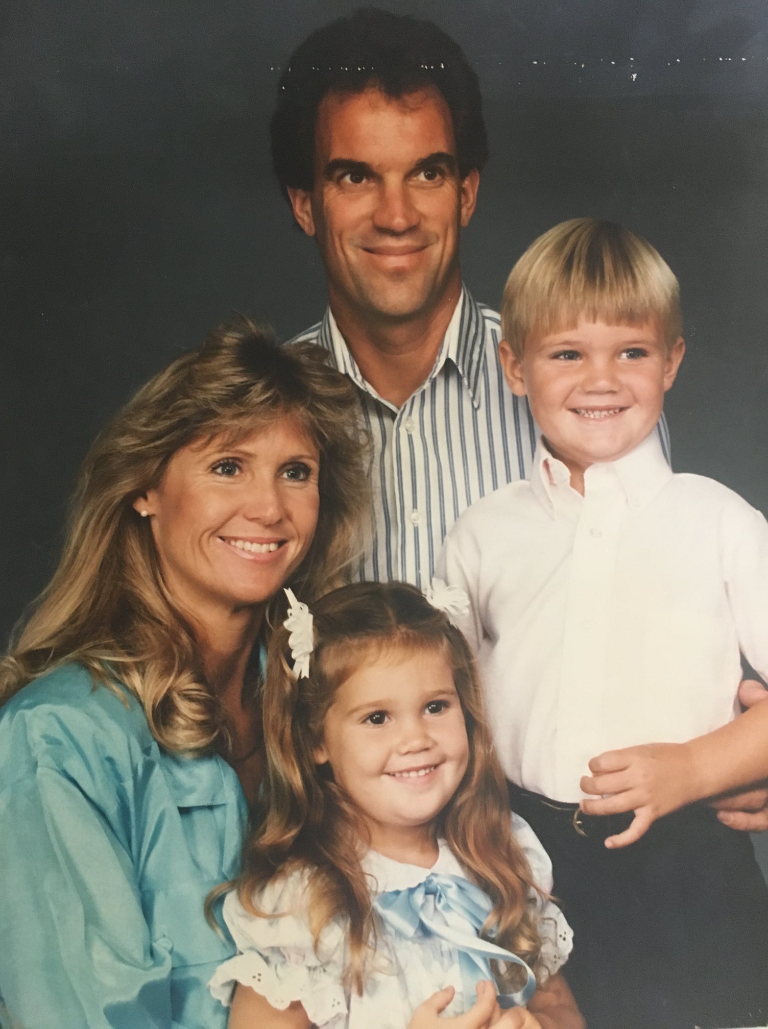 Tyler Hilton Happy Birthday Lil Sis You Ll Always Be This Size To Me Love Ya Brittany Hilton Facebook facebook