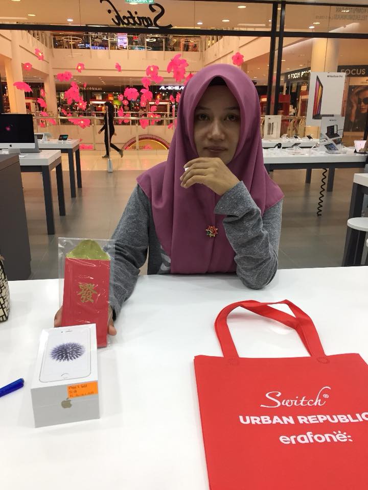Switch Ms Mariyan With Her Iphone 6 At East Coast Mall Facebook