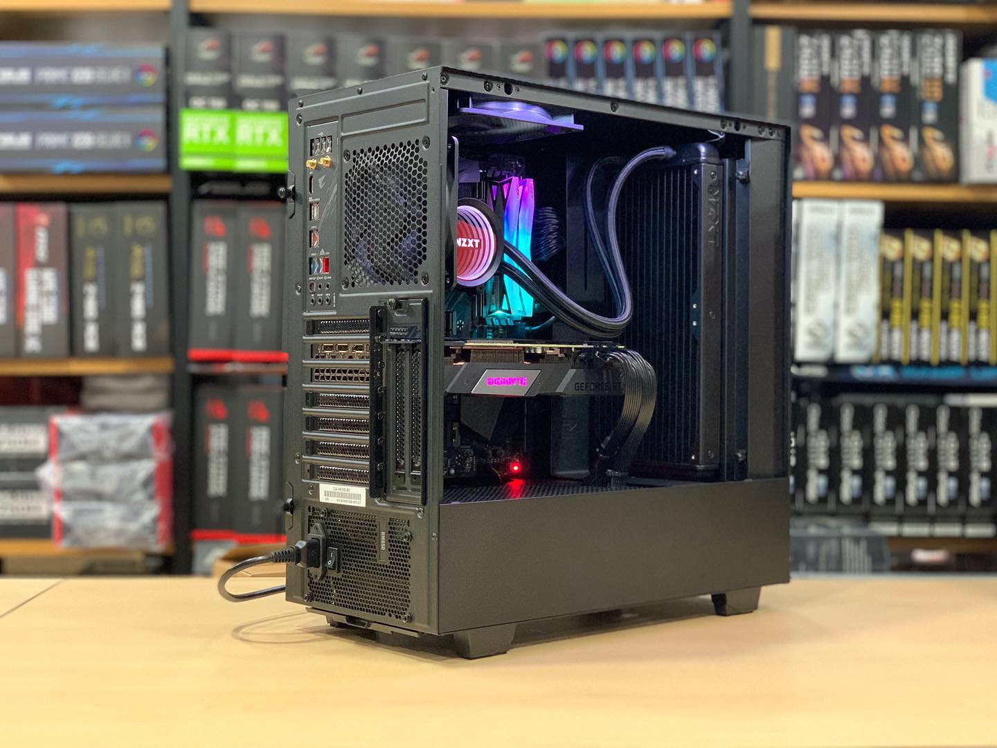 Viewnet - Intel 10th Gen Core i7 10700 Build With NZXT... | Facebook