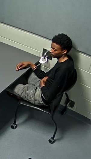 WBFF FOX 45 - SUSPECT ESCAPES | Shawn Addison, 19, who's... | Facebook