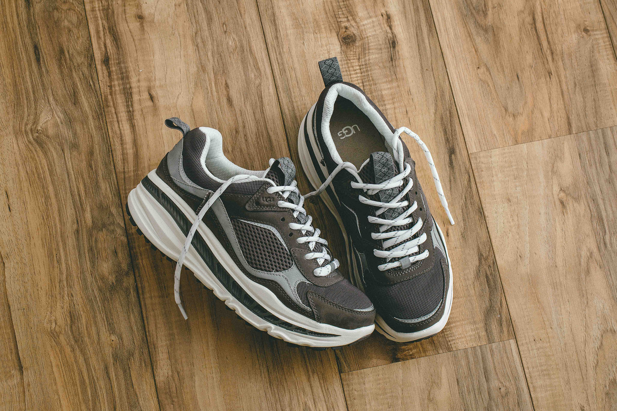 SOPHNET. × UGG CA805 LACE LOW 由清永浩文主理的日本品牌SOPHNET 