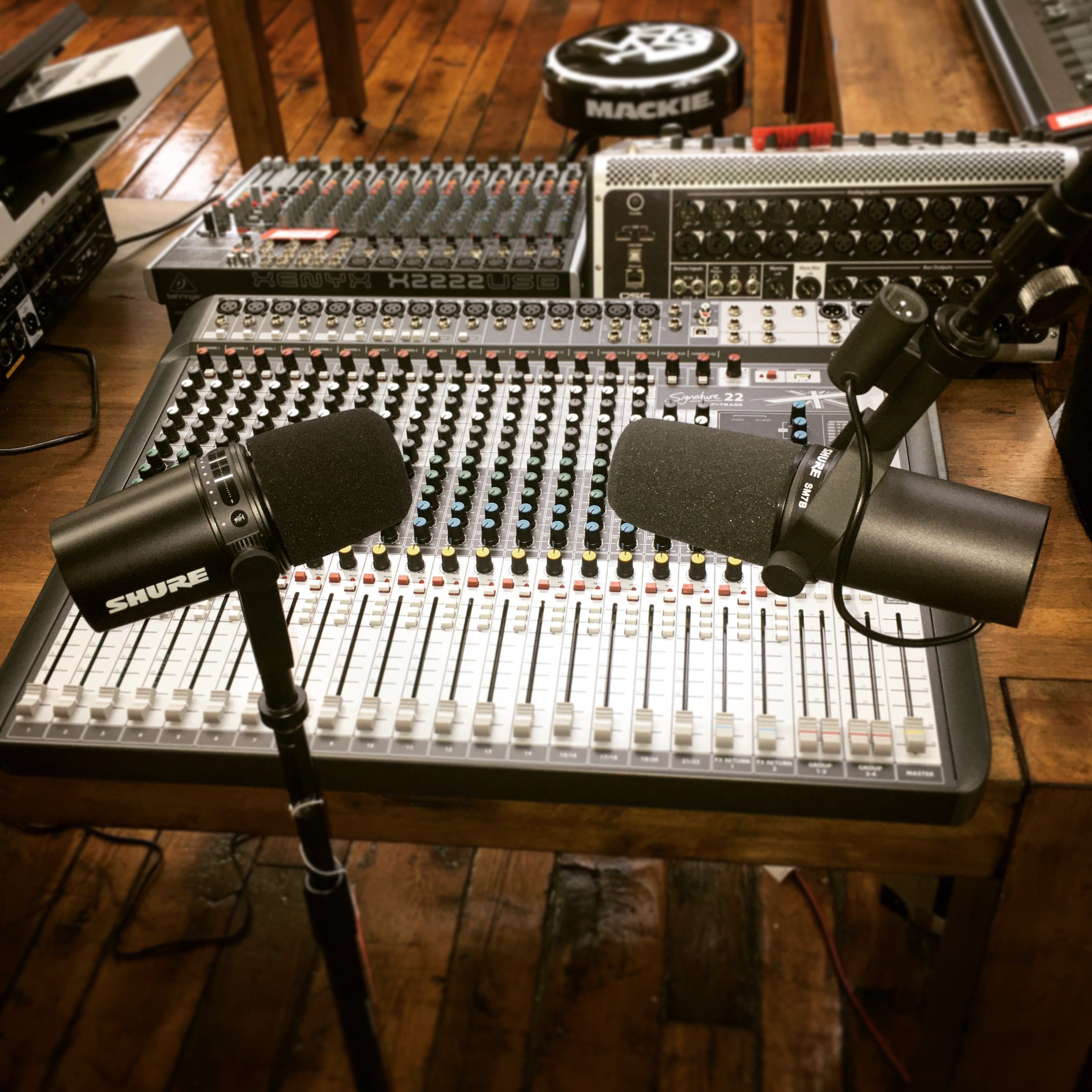 Supreme x Shure MV7+ mic just dropped in that box logo red