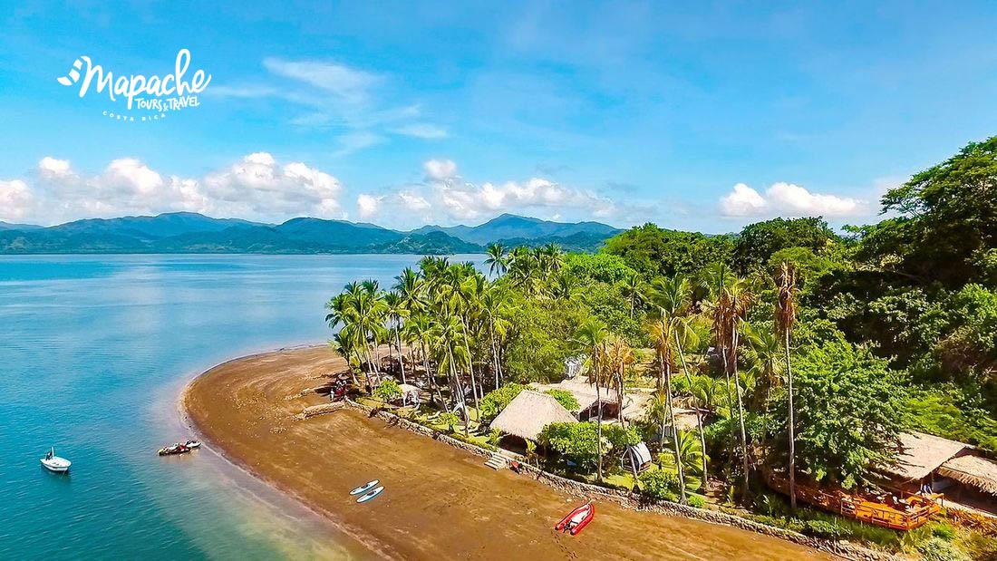 El Isla Chiquita es un hermoso... - Mapache Tours & Travel