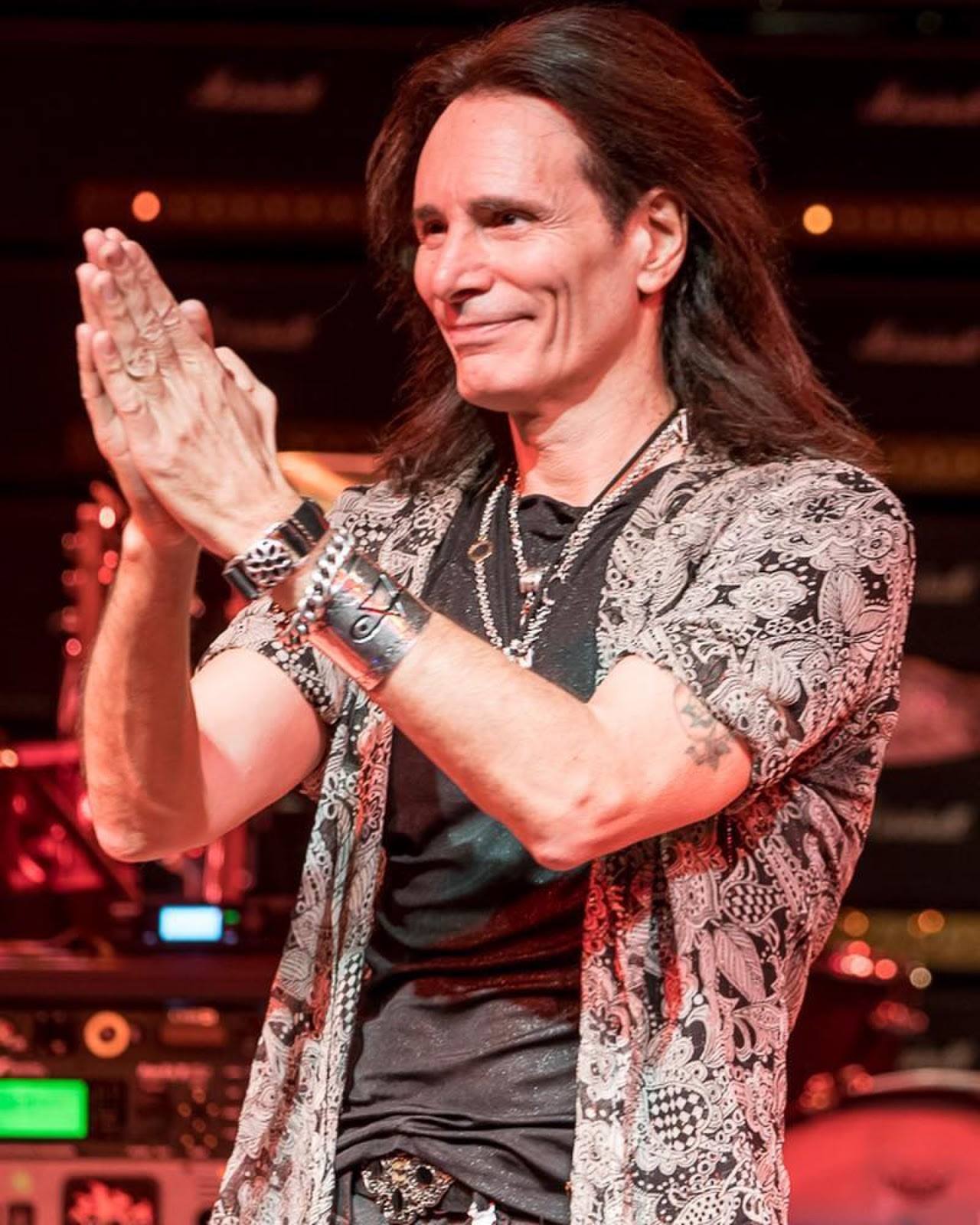 That's a wrap on The Generation Axe Tour! Thank you! Nuno