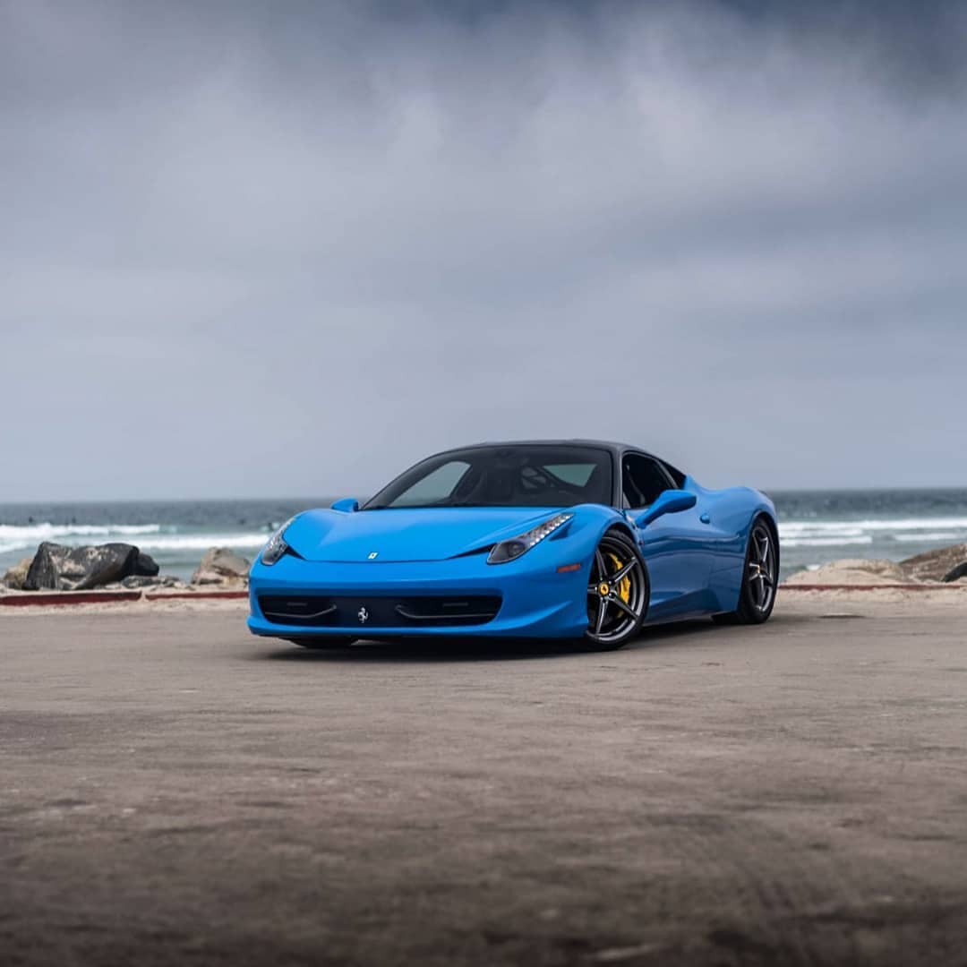ferrari-458-italia-blue-wallpaper