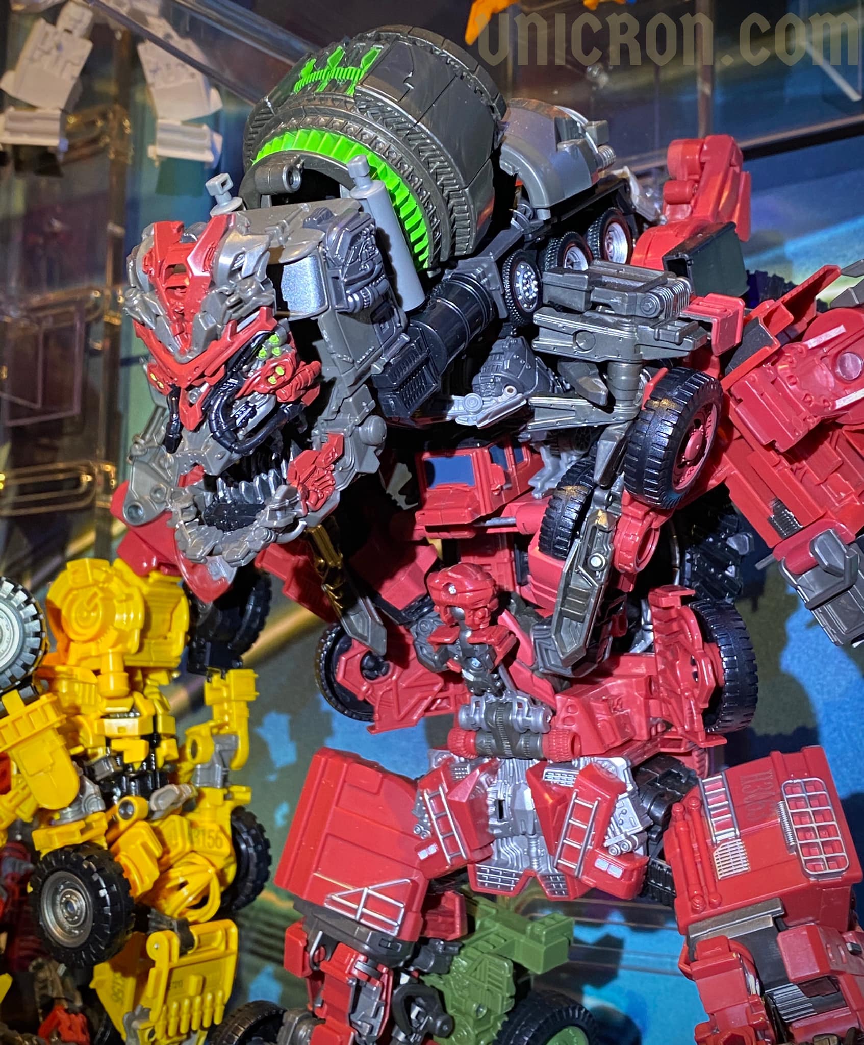 Unicron.com - #Transformers Studio Series Scrapper, Overload & our ...