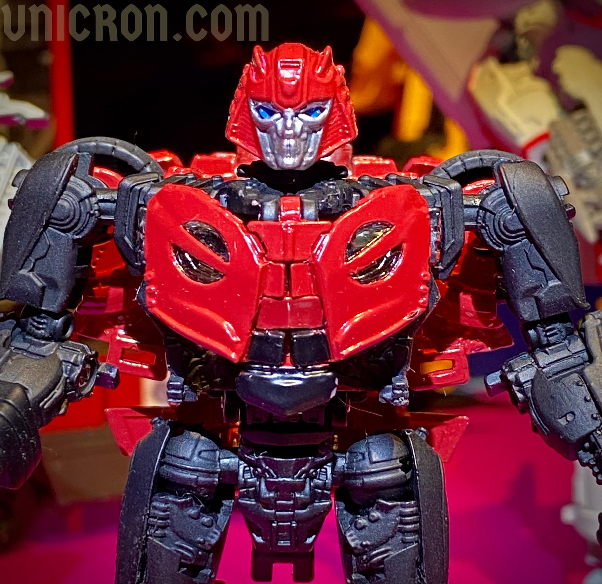 Unicron Com Transformers Studioseries Cliffjumper Facebook