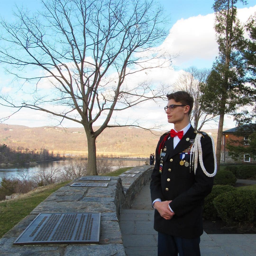 Paul Podias, senior, achieves success in JROTC and more