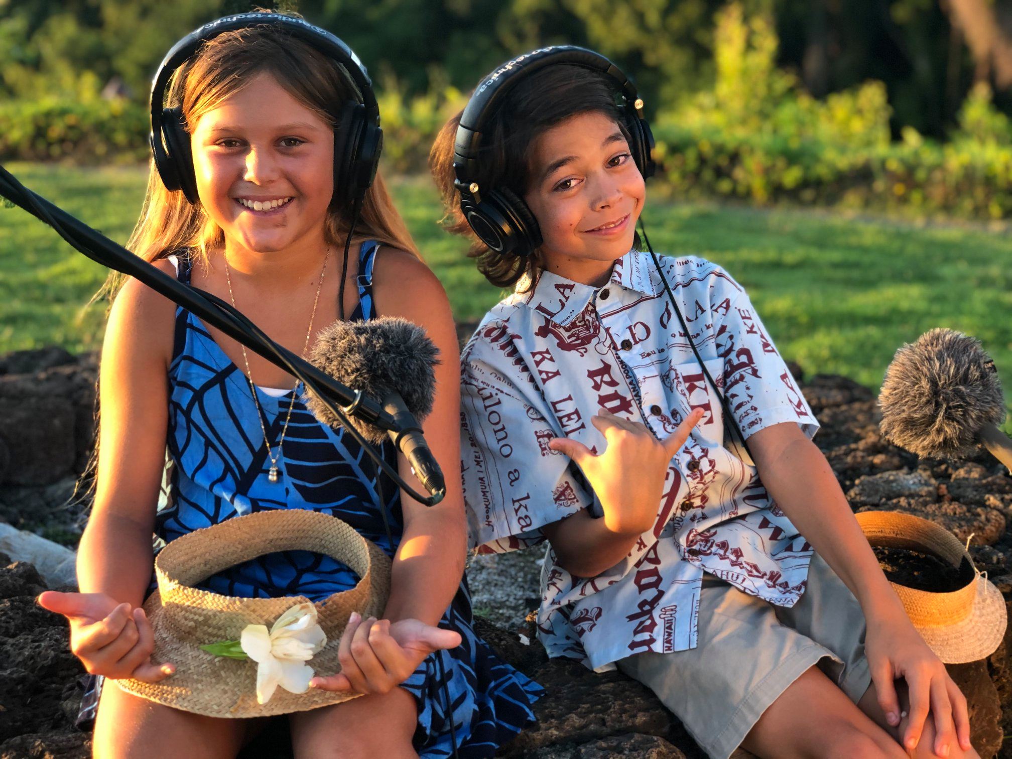 Our two #ManaMele ʻōpio, Kamahaʻo Haumea-Thronas & Leiana 