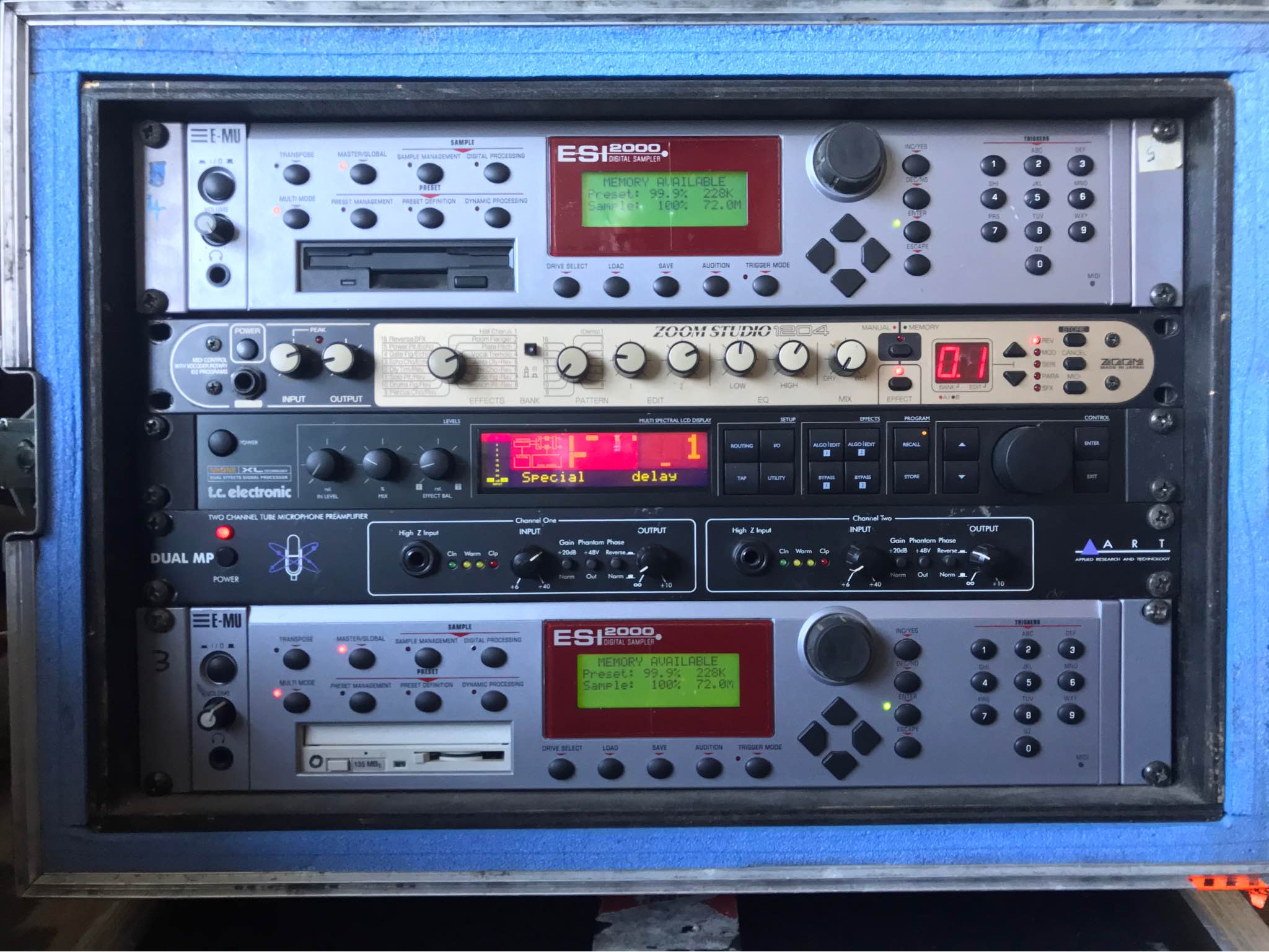 All-in-One Dual Sampler/FX/Pre-AMP RACK Rig! - Pro Audio Equipment ...