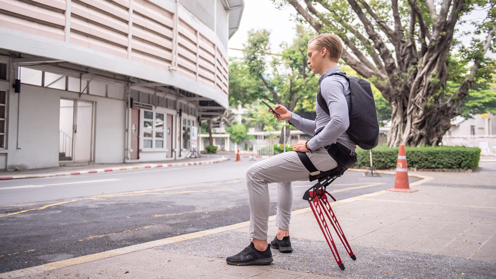 Dezeen - Lex by Astride is a wearable chair that allows its user