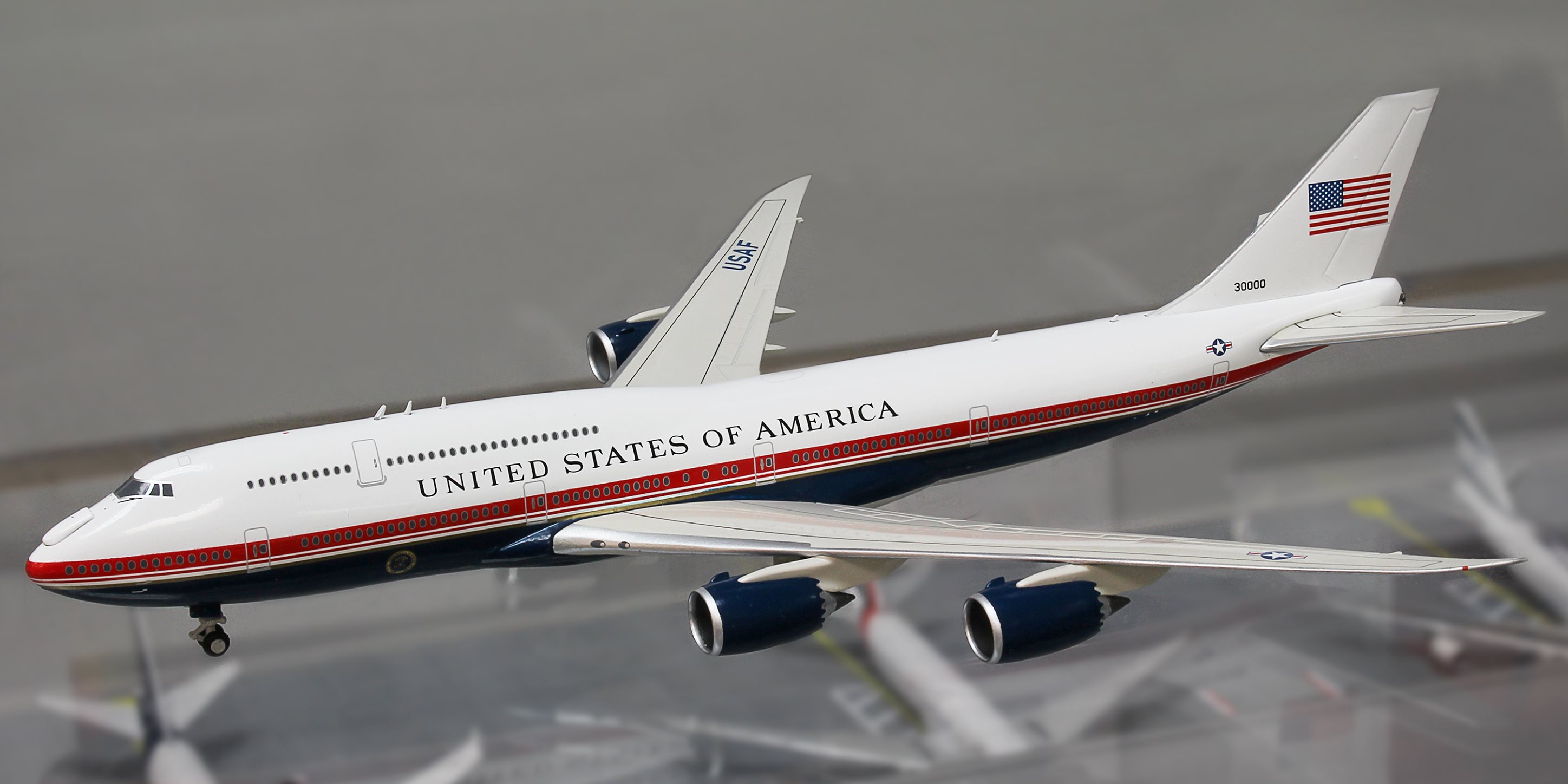 Geminijets 1:200 scale VC-25B Air Force One model