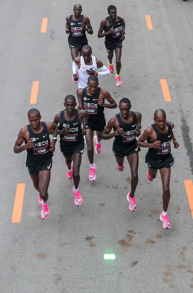 UOC Rowing - Eliud Kipchoge set a record by becoming the... | Facebook