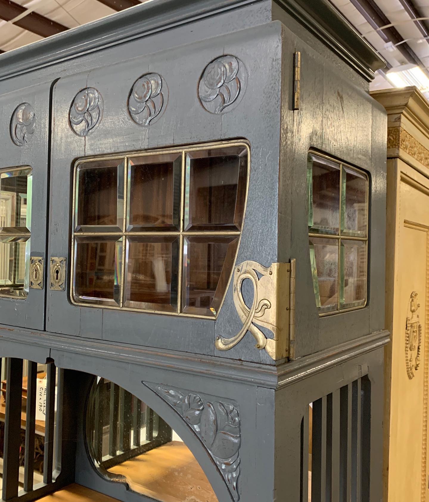 Art Nouveau... - Charles Phillips Antiques and Architecturals
