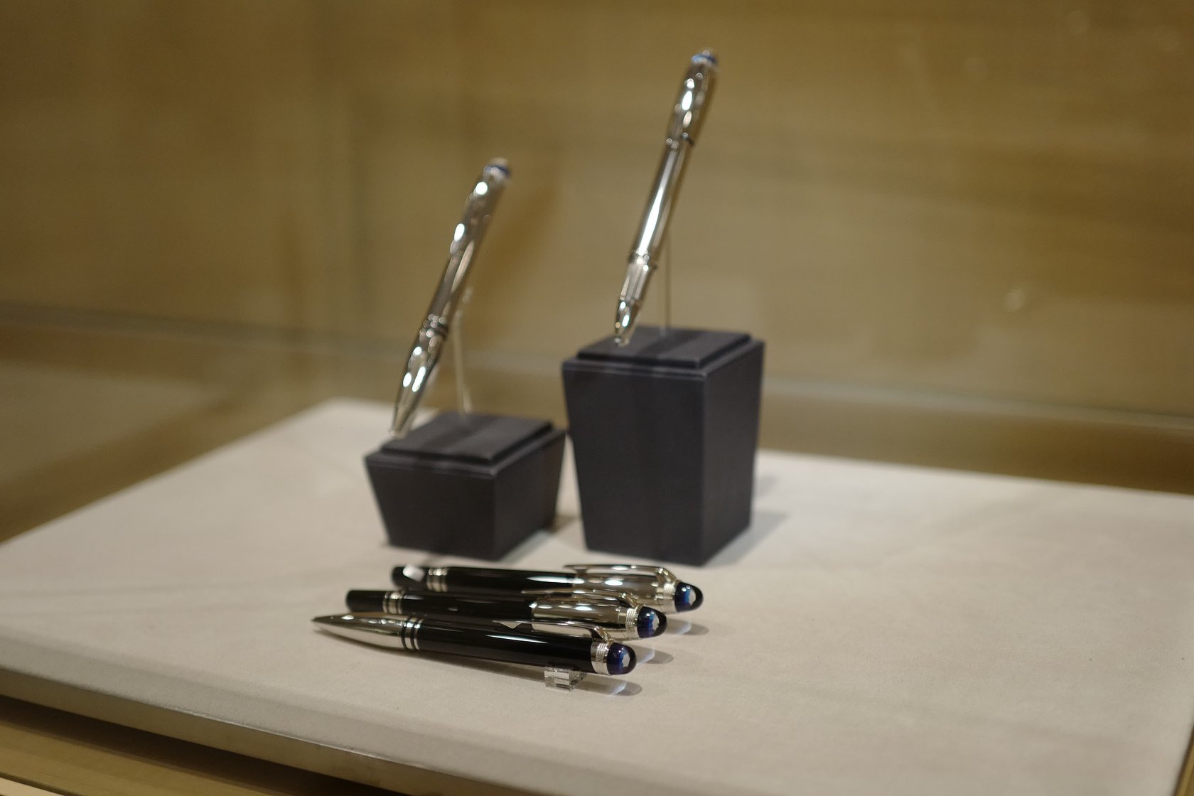 Milk Magazine - 【休斯頓率先發售！MONTBLANC STARWALKER COLLECTION】...