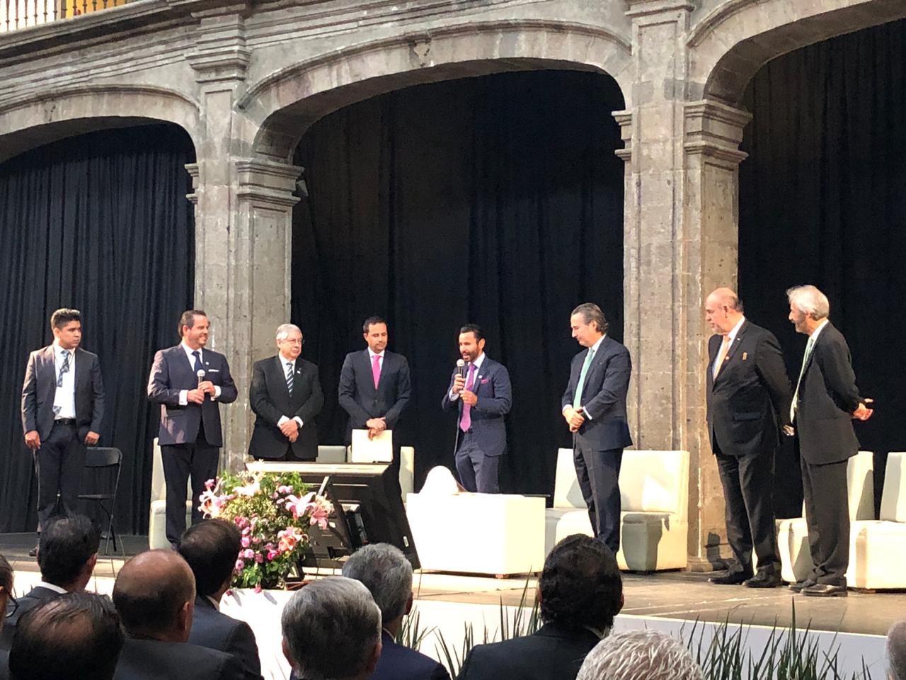 ARVM - La Asociación de Radio del Valle de México felicita...