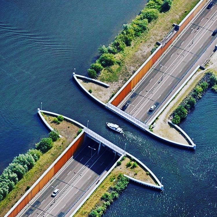 D Squared - The Veluwemeer Aqueduct: Netherland's unique water bridge ...