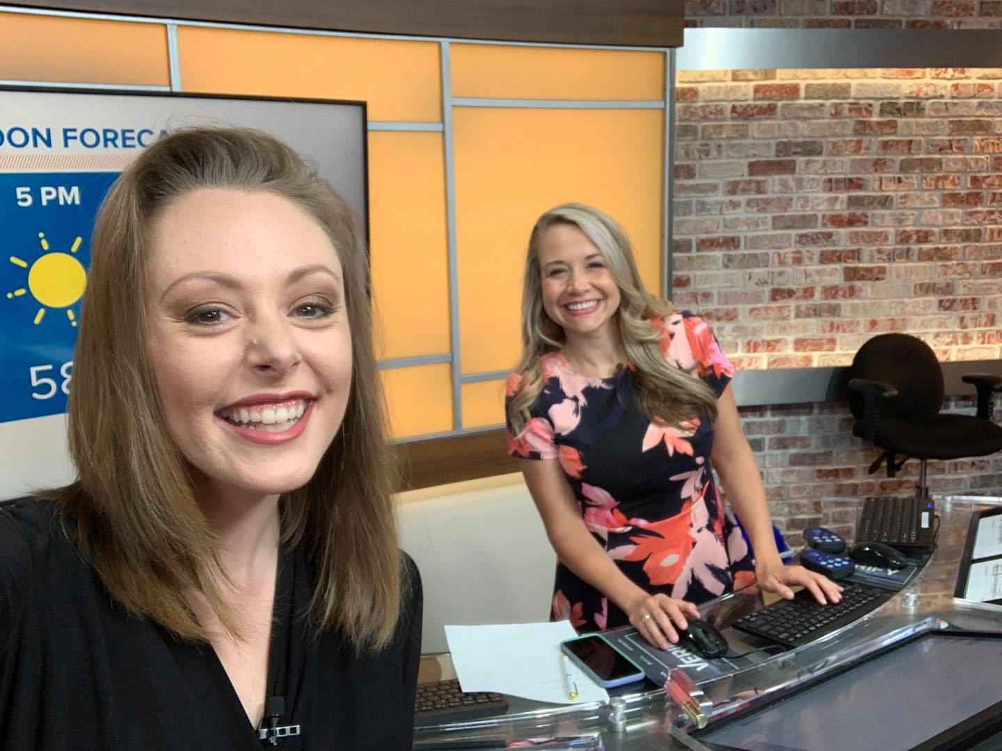WBIR Channel 10 - We’re all smiles this chilly Saturday...