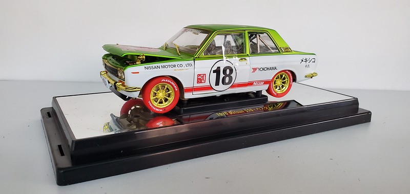 Who collected the M2 Machines 1:24th scale Datsun 510 diner piece?